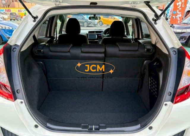 
								2015 HONDA FIT GP5 full									