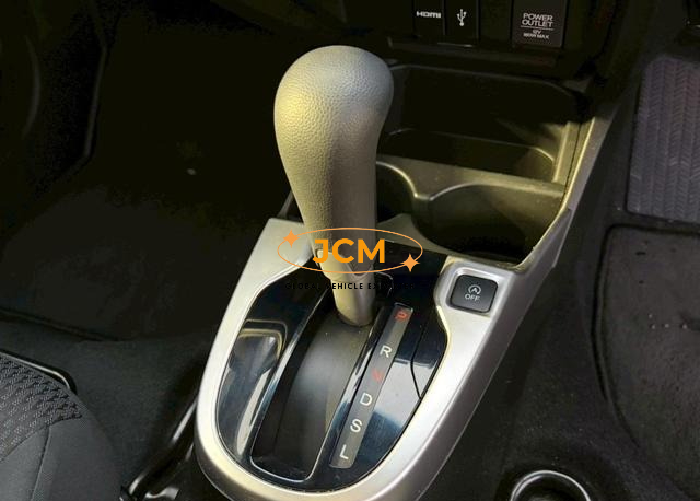 
								HONDA FIT 13G F full									