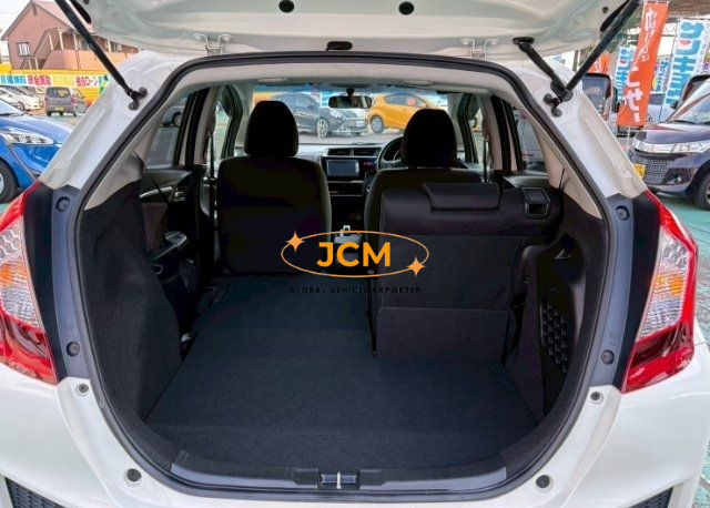 
								2015 HONDA FIT GP5 full									