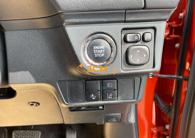 
								2016 TOYOTA COROLLA FIELDER DBA-NRE161G 2WD full									