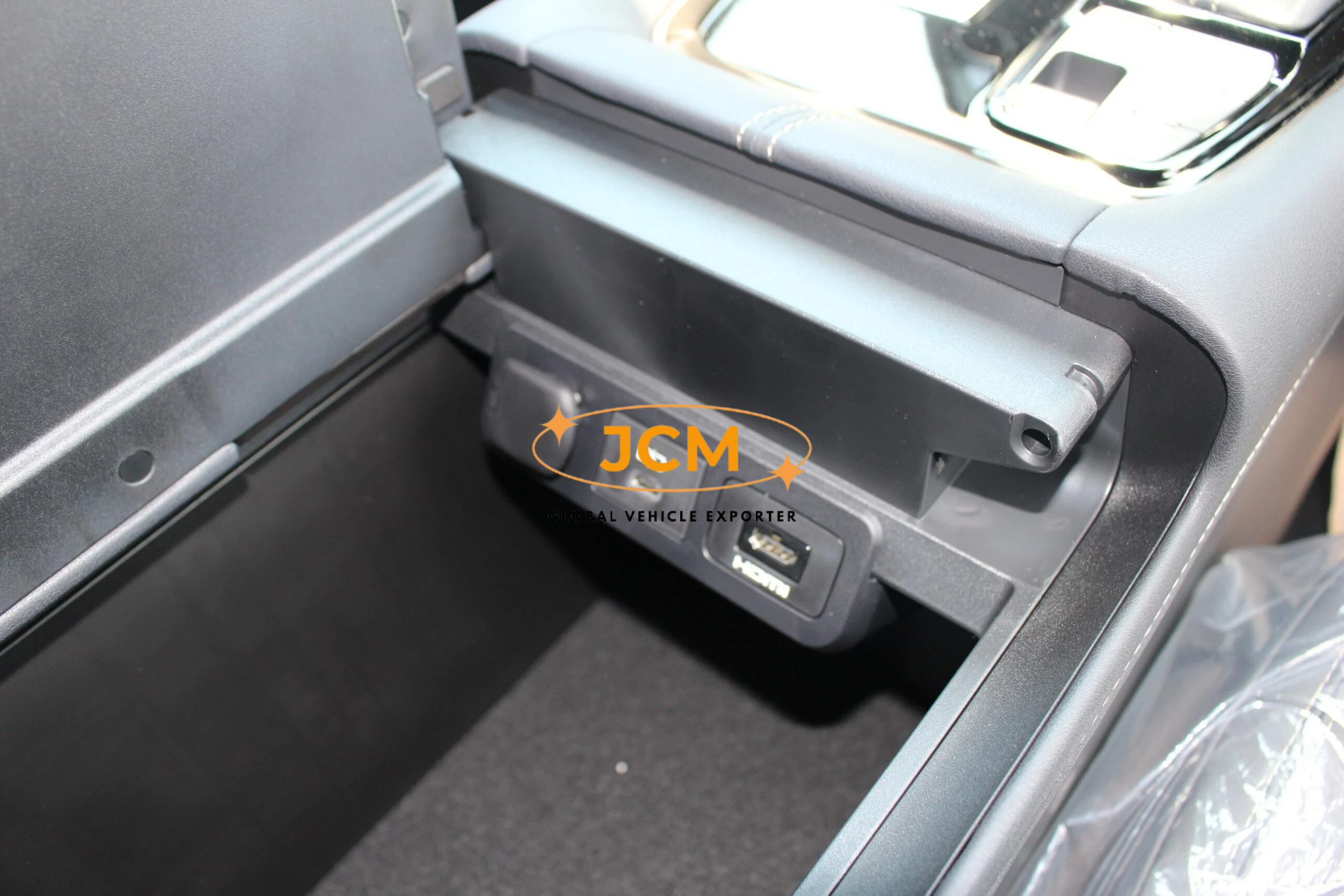 
								2024 TOYOTA ALPHARD 2.5 Z GRADE LUXURY 7 SEATER MPV full									