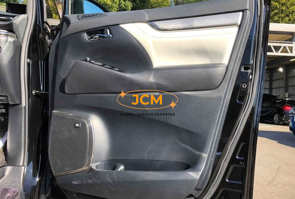 
								2018/01 TOYOTA ALPHARD GGH30 full									