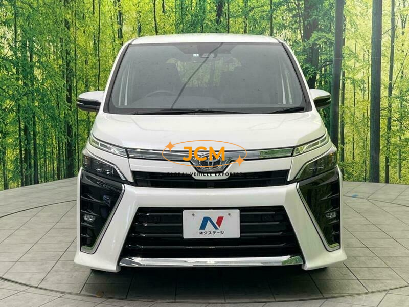 
								2021 TOYOTA VOXY ZRR80W full									