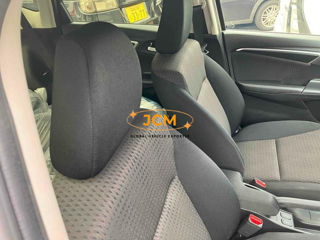 
								HONDA FIT HYBRID F COMFORT EDITION full									