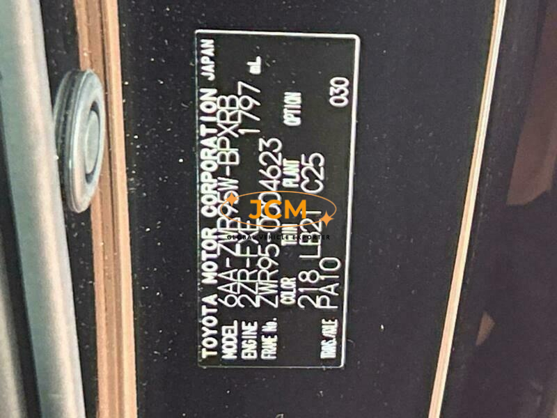 
								2022 TOYOTA VOXY ZWR95W full									