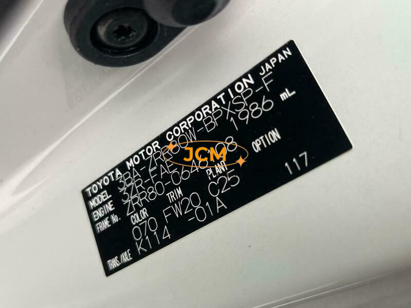 
								2021 TOYOTA VOXY ZRR80W full									