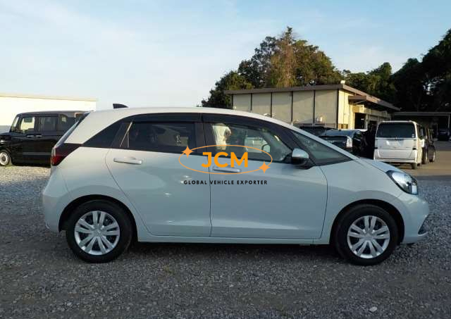
								2023 HONDA FIT 5BA-GS4 full									