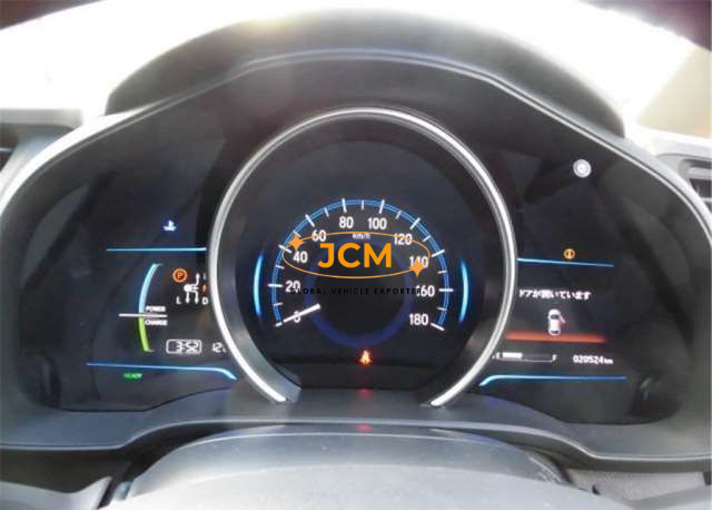 
								2016 HONDA FIT HYBRID DAA-GP5 full									