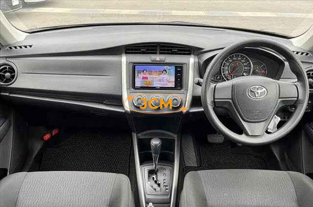 
								2018 TOYOTA COROLLA FIELDER full									