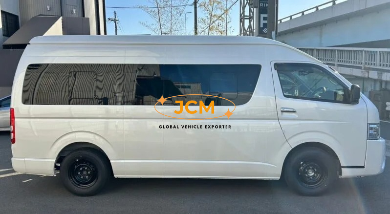 
								2025 TOYOTA HIACE COMMUTER DIESEL TURBO 10 SEATER full									