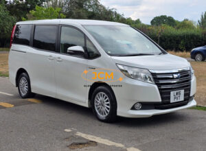 2016 TOYOTA NOAH 1.8 HYBRID