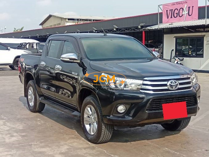 
								2017 TOYOTA HILUX DOUBLE CAB 2.8 4WD MT full									