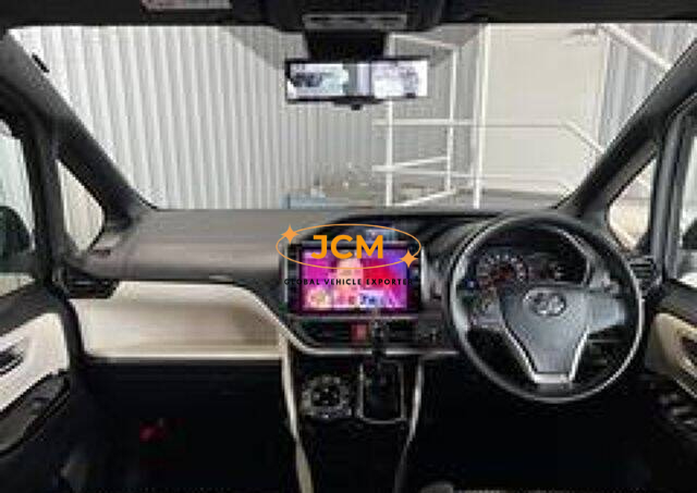 
								2019 TOYOTA NOAH full									