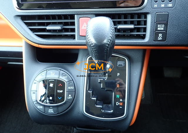 
								2014 TOYOTA VOXY ZS full									