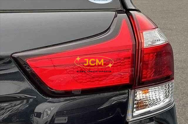 
								2018 TOYOTA COROLLA FIELDER full									