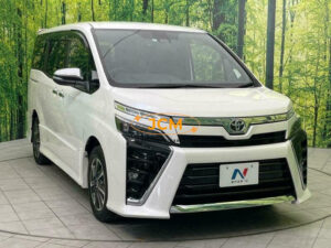 2021 TOYOTA VOXY ZRR80W