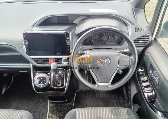 
								2020 TOYOTA VOXY ZS KIRAMEKI full									