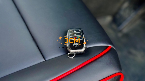 
								2019 TOYOTA HILUX PICKUP 2.8 4WD AT full									