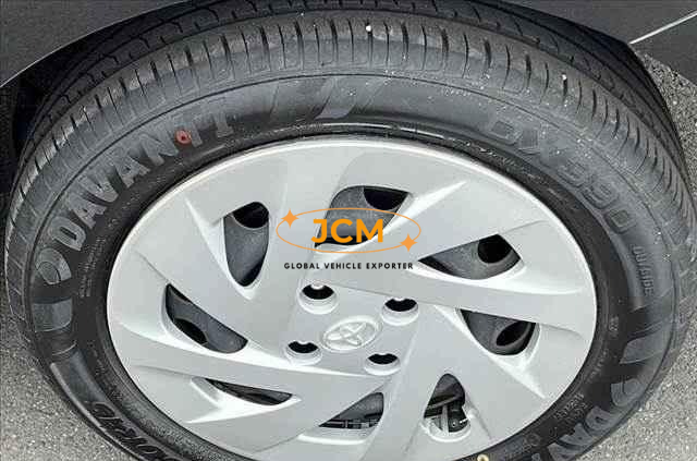 
								2018 TOYOTA COROLLA FIELDER full									