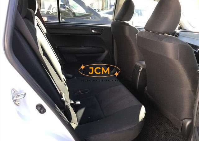 
								2016 TOYOTA COROLLA FIELDER full									