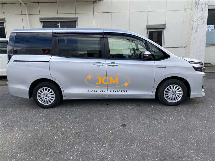 
								2015 TOYOTA VOXY full									