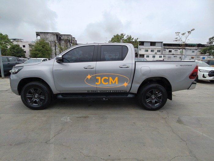
								2021 TOYOTA HILUX DOUBLE CAB 2.4 2WD AT full									