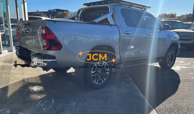 
								2021 TOYOTA HILUX 2.8 SR5 DOUBLE CAB full									