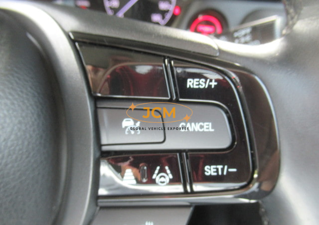 
								2022 HONDA VEZEL HYBRID E:HEV Z full									