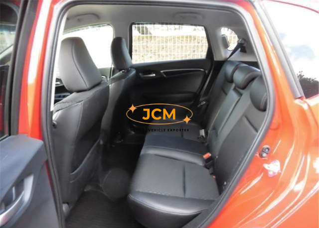 
								2016 HONDA FIT HYBRID DAA-GP5 full									