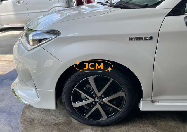 
								2019 TOYOTA COROLLA FIELDER DAA-NKE165G full									