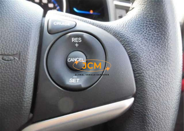 
								2016 HONDA FIT HYBRID DAA-GP5 full									