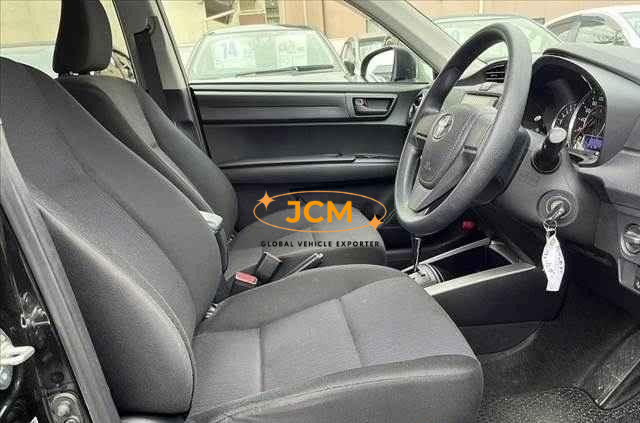 
								2018 TOYOTA COROLLA FIELDER full									