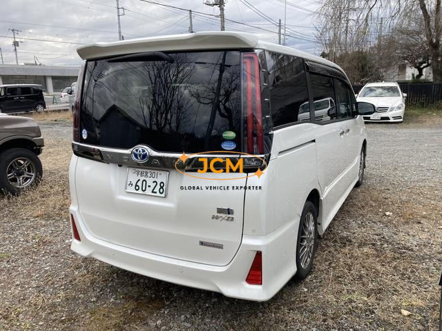 
								2021 TOYOTA NOAH 1.8 SI WXB HYBRID full									
