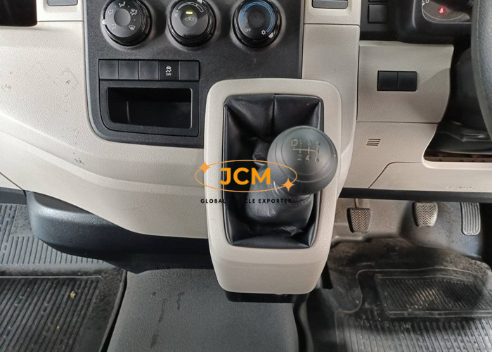 
								2020 TOYOTA HIACE VAN 2.8 2WD MT full									