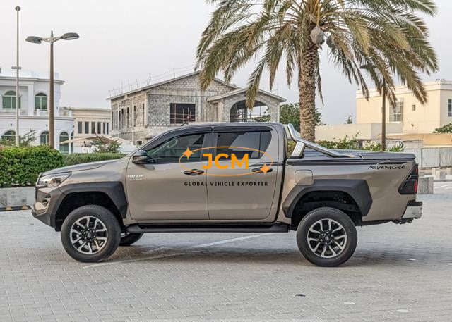 
								2021 TOYOTA HILUX PICK UP 2.8 4WD AT full									