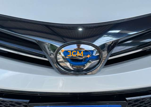 
								2019 TOYOTA COROLLA FIELDER DAA-NKE165G full									
