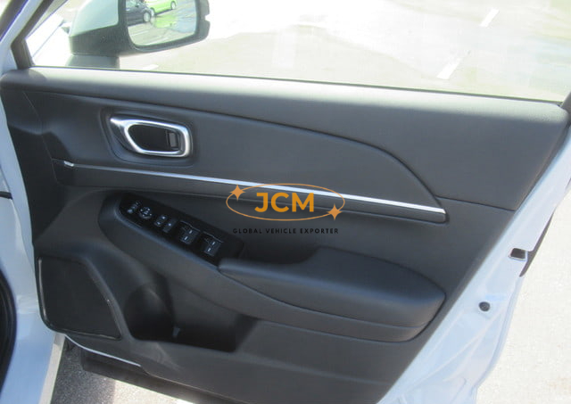 
								2022 HONDA VEZEL HYBRID E:HEV Z full									