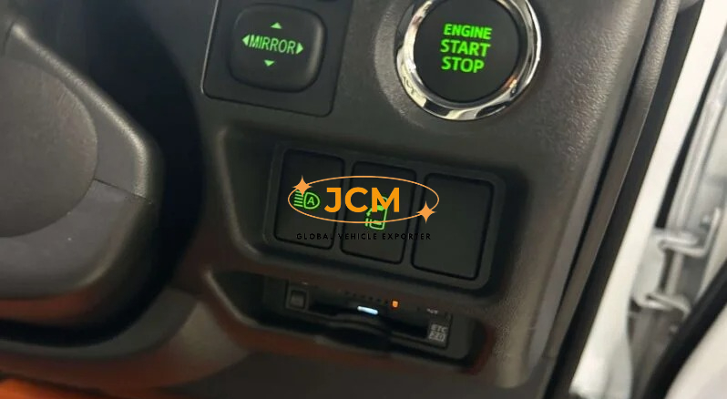 
								2025 TOYOTA HIACE COMMUTER DIESEL TURBO 10 SEATER full									