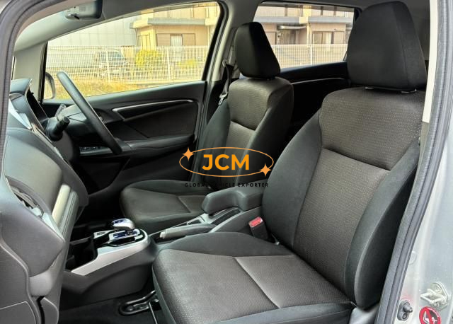 
								2015 HONDA FIT HYBRID DAA-GP5 full									