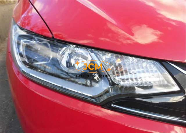 
								2016 HONDA FIT HYBRID DAA-GP5 full									