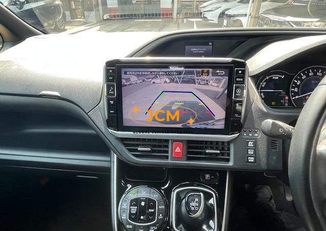 
								2020 TOYOTA VOXY ZWR80W full									