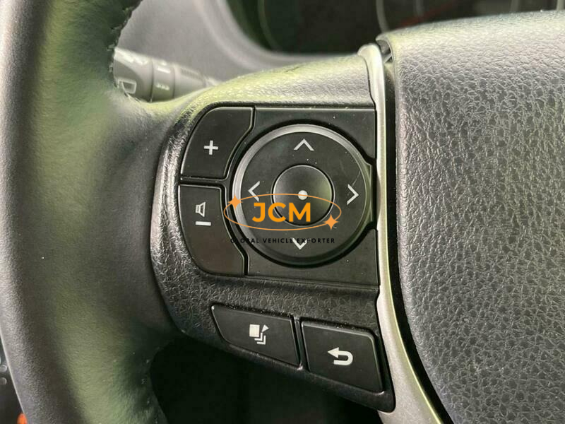 
								2021 TOYOTA VOXY ZRR80W full									