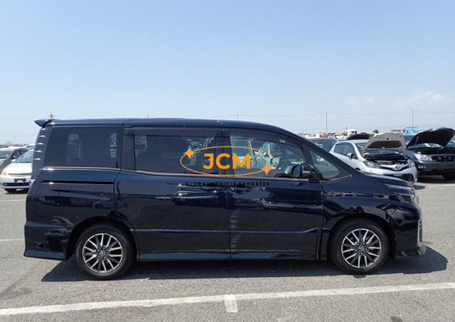 
								2014 TOYOTA VOXY ZS full									