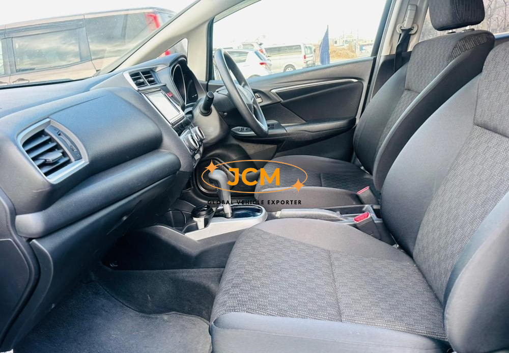 
								2014 HONDA FIT 13G F PACKAGE full									