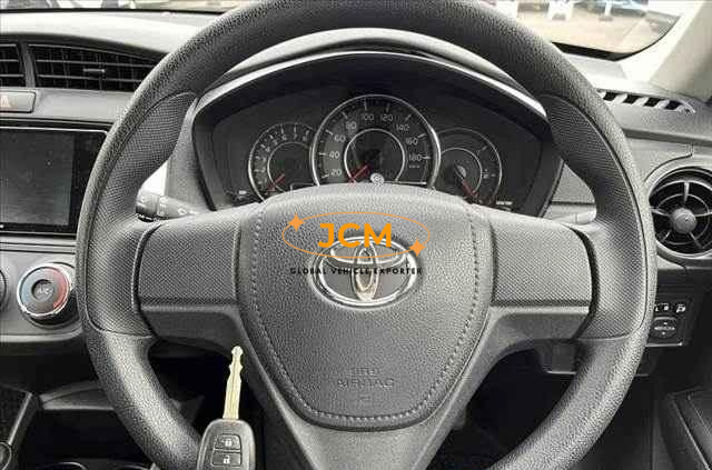 
								2018 TOYOTA COROLLA FIELDER full									