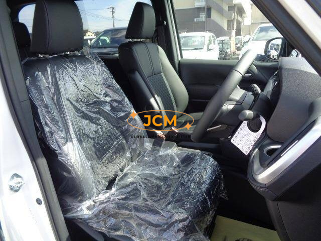 
								2024 TOYOTA NOAH full									