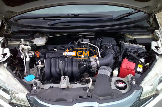 
								2014 HONDA FIT HYBRID 4WD full									