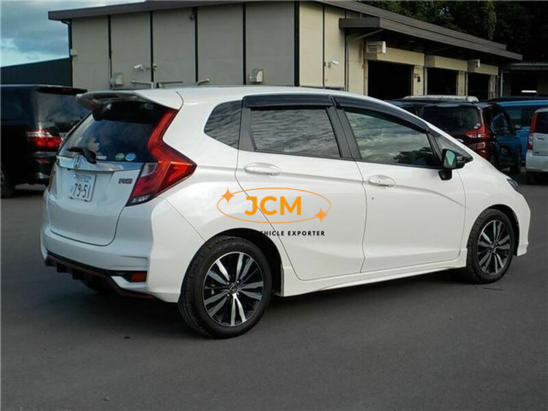 
								2017 HONDA FIT GK5 full									
