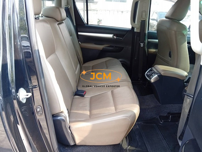 
								2017 TOYOTA HILUX DOUBLE CAB 2.8 4WD MT full									
