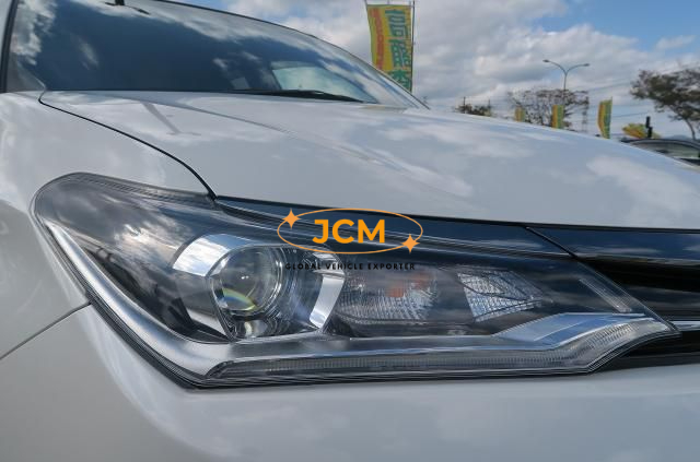 
								2018 TOYOTA COROLLA FIELDER DAA-NKE165G 2WD full									